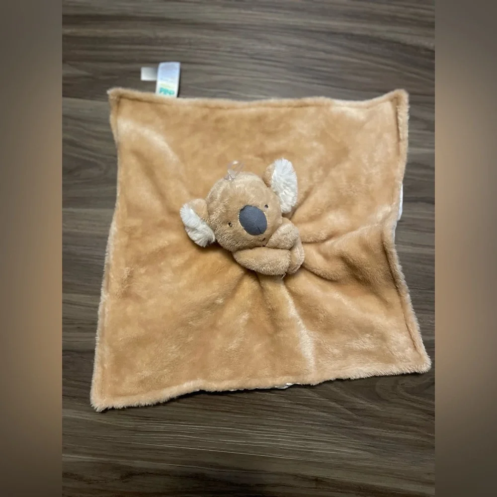 Carter's Baby Tan Soft and Cozy Koala Plush Security Blanket OS-NWOT - Picture 2 of 4